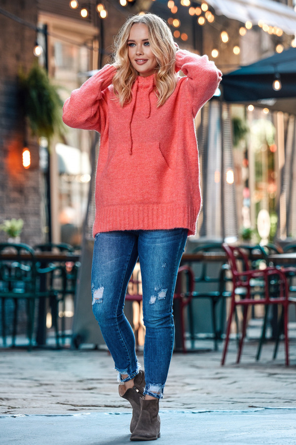 Sweter oversize z kapturem Kangurka Koral 2