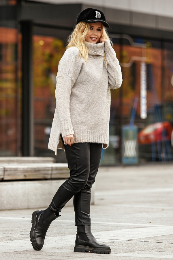 Sweter oversize golfem Anna Beż