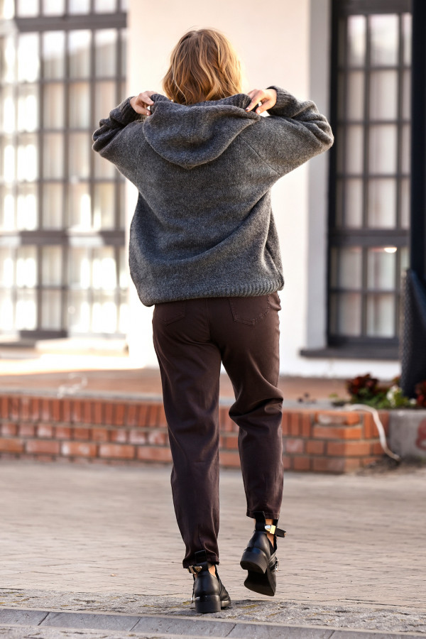 Sweter oversize ze sznurowaniem Vera Fango 2