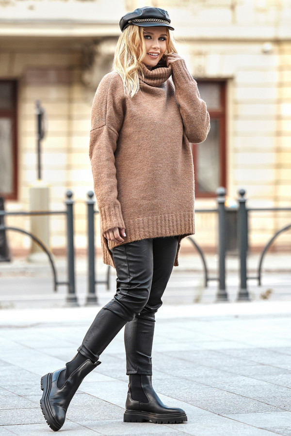 Sweter oversize golfem Anna Karmel 2