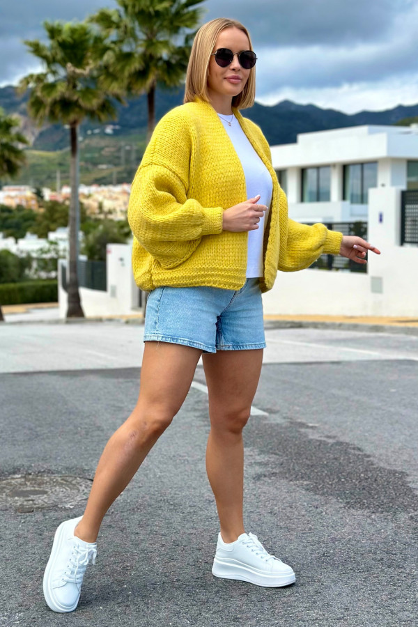 Krótki kardigan oversize Valentina Cytryna 1