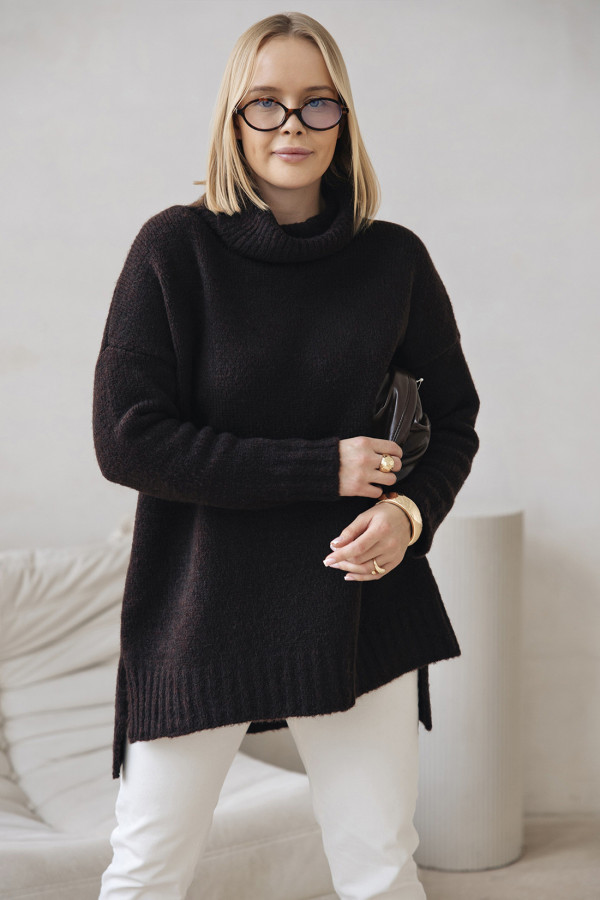 Sweter oversize golfem Anna Czekolada 4