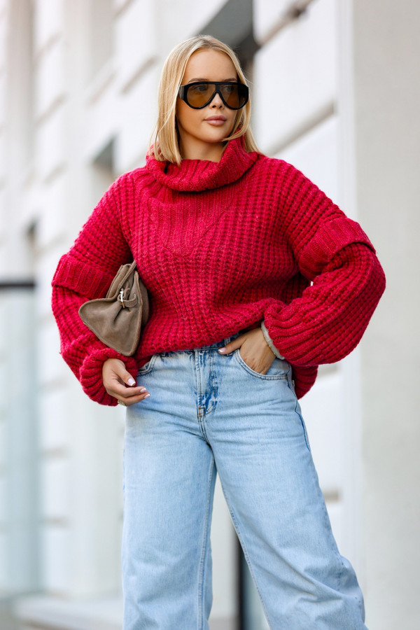 Sweter oversize z golfem Rosso Malina 1