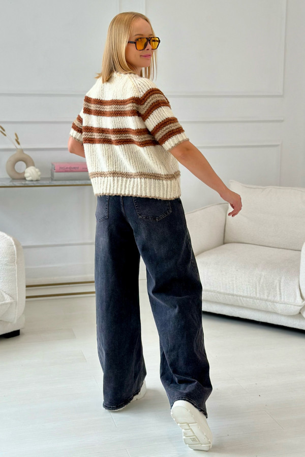Sweter oversize w paski Dalia Karmel 7