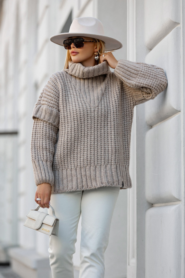 Sweter oversize z golfem Rosso Beż 1